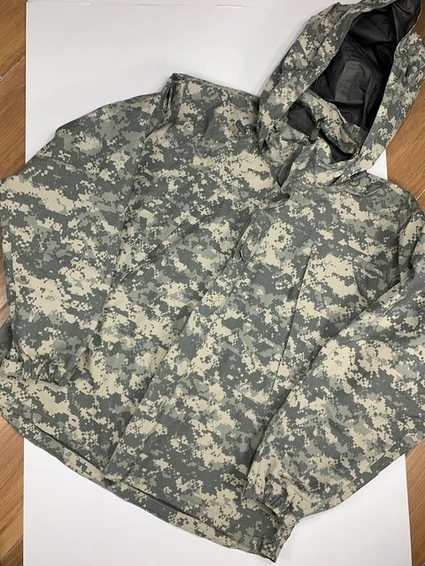 NWOT Army Gen III ECWCS L6 Jacket Sz ML Proper Gore-Tex Cold Wet Hood Digicamo