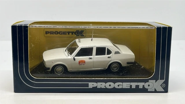 Miniature Progetto K 1/43 - Alfa Romeo Alfetta 1800 Carabinieri (Occasion, Boîte Incluse)