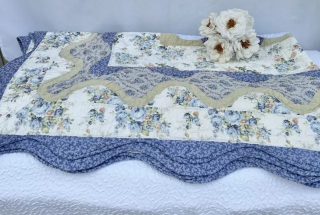 Cottage Patchwork QUEEN Quilt BLUE Floral Toile 100% COTTON Hand Stitching