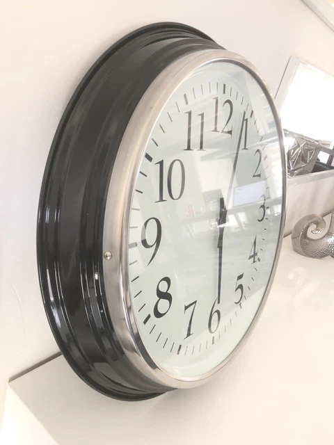 Très grande horloge murale IKEA BRAVUR noire mouvement à quartz montre Ø59 cm