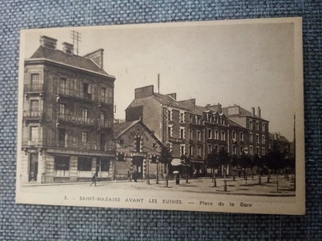 Cpa Saint Nazaire Place De La Gare