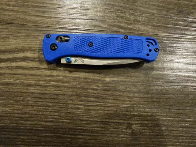 BENCHMADE Bugout 535 Knife CPM-S30V Stainless Steel & Blue Grivory