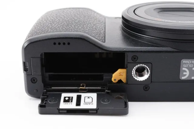 Ricoh GR 16.2MP Digital Compact Camera Black From JAPAN [N.Mint+Read] R1508 2