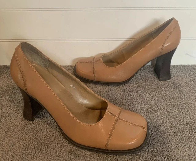 AMANDA SMITH Women’s Size 8.5 Camel Brown Leather Heels Slip On Shoes AMANDA SMITH Women’s Size 8.5 Camel Brown Leather Heels Slip On Shoes