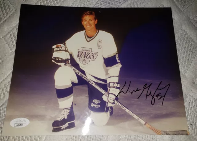 WAYNE GRETZKY signed autographed Los Angeles Kings 8x10 PHOTO Jsa