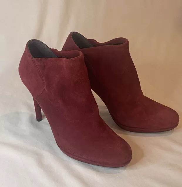 Stuart Weitzman Red Suede Stiletto Heeled  Ankle Booties Women's 8.5 NWOT