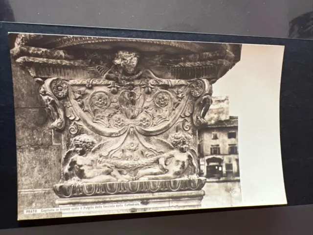Cartolina Prato - Capitello in Bronzo sotto il Pulpito della Facciata Cattedrale