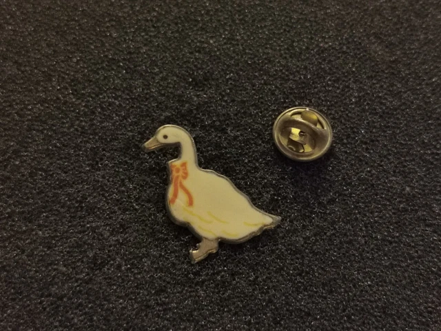 PIN'S THE BALD EAGLE / L ' AIGLE / ARTHUS BERTRAND / RARE