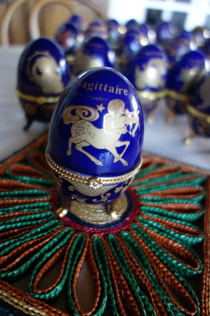Pendentif or cartouche égyptienne Nila | ÓNÍSÌ PARIS Pendentif or cartouche égyptienne Nila | ÓNÍSÌ PARIS