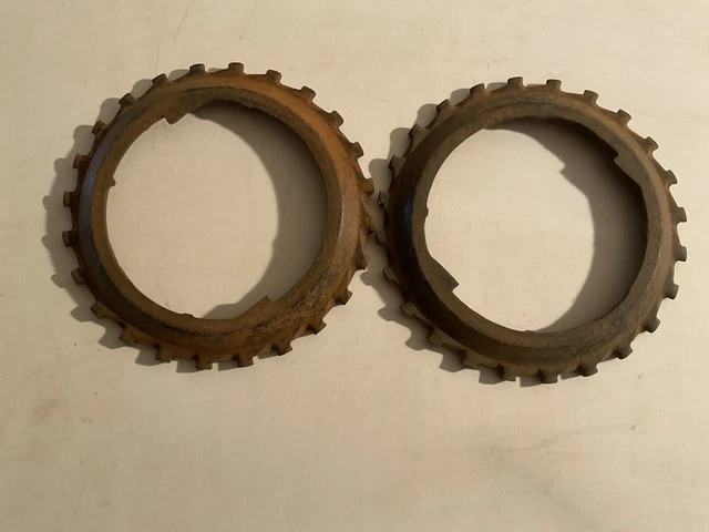 John Deere Cast Iron Planter Plates H1302B