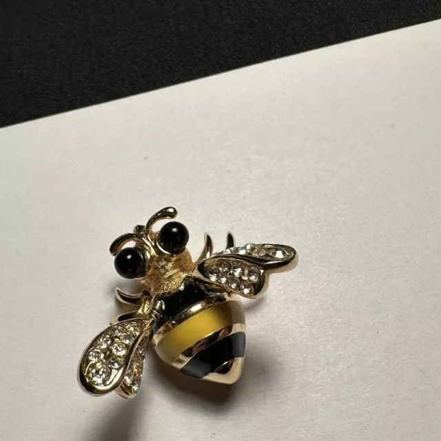 Rhinestone & Enamel Bee Insect Gold Tone Yellow & Black Brooch Pin Moving Wings