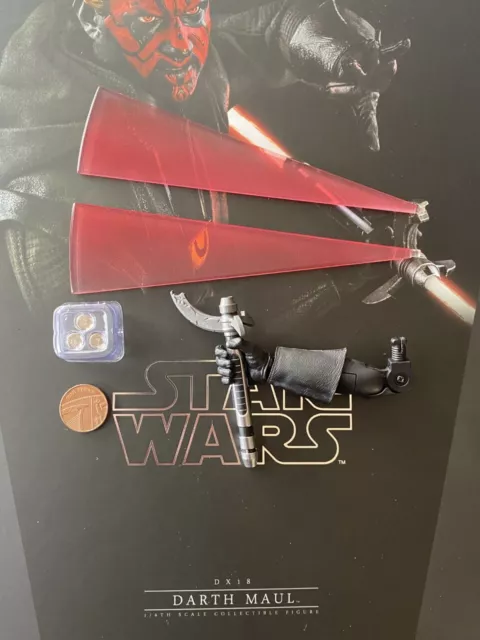 Hot Toys Star Wars DX18 Darth Maul LED Lightsaber & Blades loose 1/6th scale