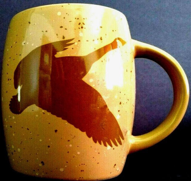 Tim Hortons Limited Edition #016 Wildlife Series Canada Goose Coffee Mug Beige
