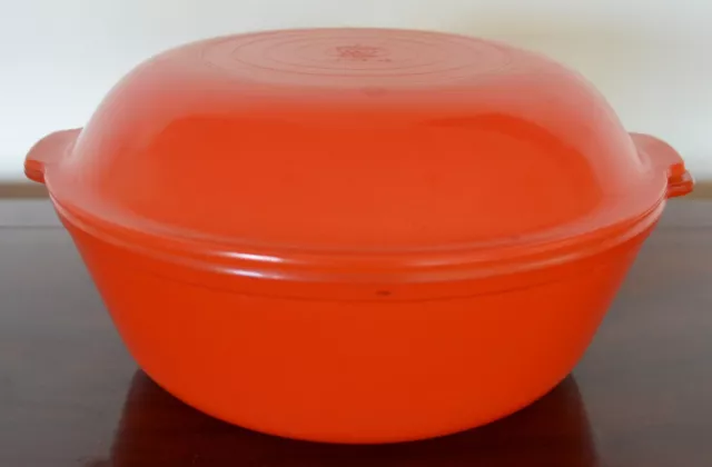Vintage Agee Pyrex Red Baking Casserole Dish + Lid, Fine