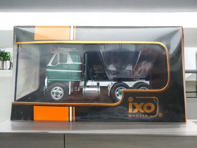 Camion Américain IXO 1/43 International Harvester DCOF 405 - 1959 - Rouge Et Jaune