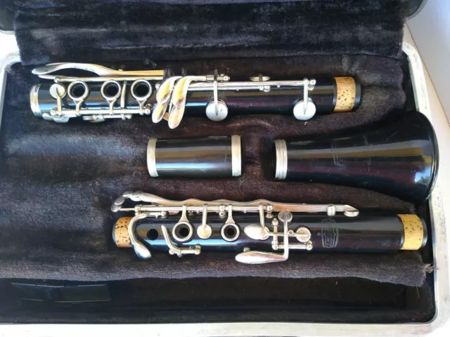 SELMER BUNDY CLARINET w Hard Shell Case No Mouthpiece ASIS
