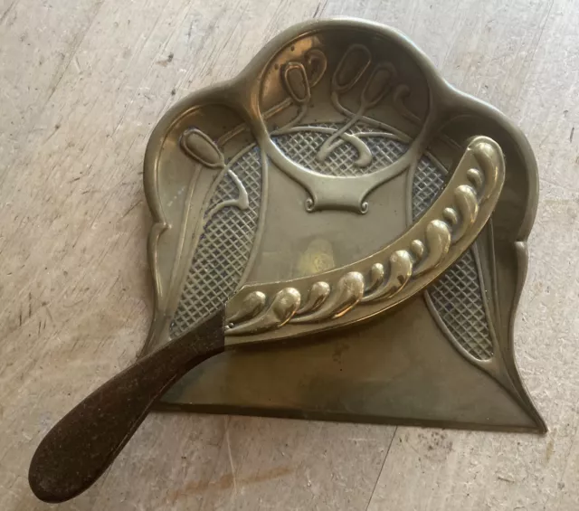 Art Nouveau Copper Dust /Crumb Pan and Brush.