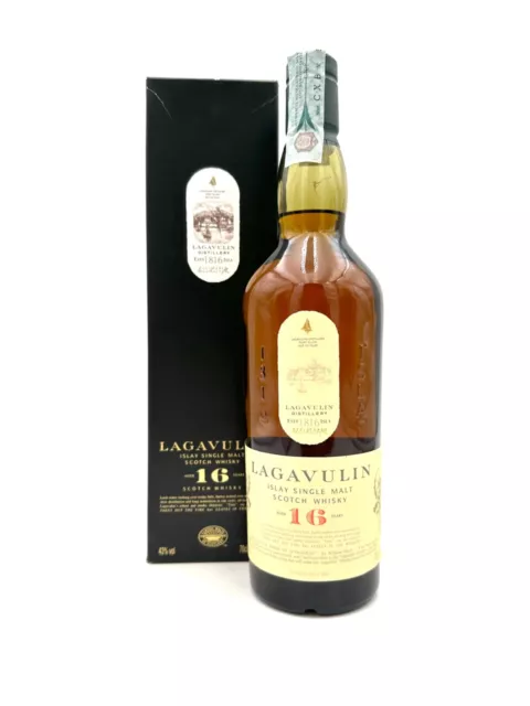 Lagavulin 16 Years Old Single Islay Malt Scotch Whisky - 0,7L 43% - Bottl. 2019