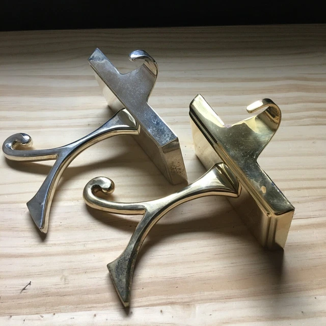 2 Pcs Pottery Barn Stocking Hanger Hook Holder Letter Y Gold & Silver Christmas