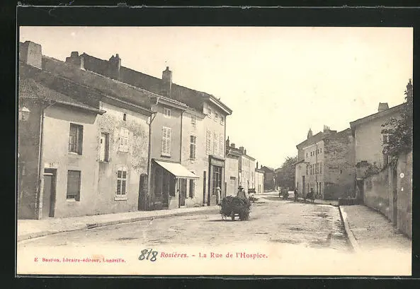 CPA Rosières, La Rue de l´Hospice, vue de la rue