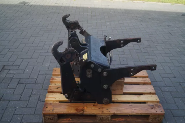 Fronthydraulik für Deutz Agrotron 165, 150, 135, 120, 6.45, 6.30, 6.20