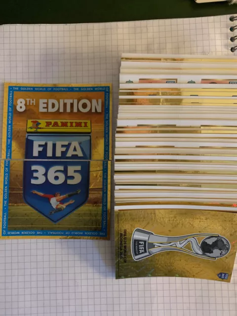 PANINI FIFA 365 2023 - Lot boîte de 50 pochettes + Album