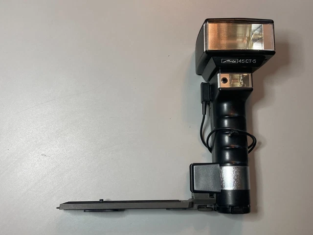 Metz Mecablitz 45 CT-5 Handle Mount Flash w/ 2- AA Battery Holders and Sync Cord 7