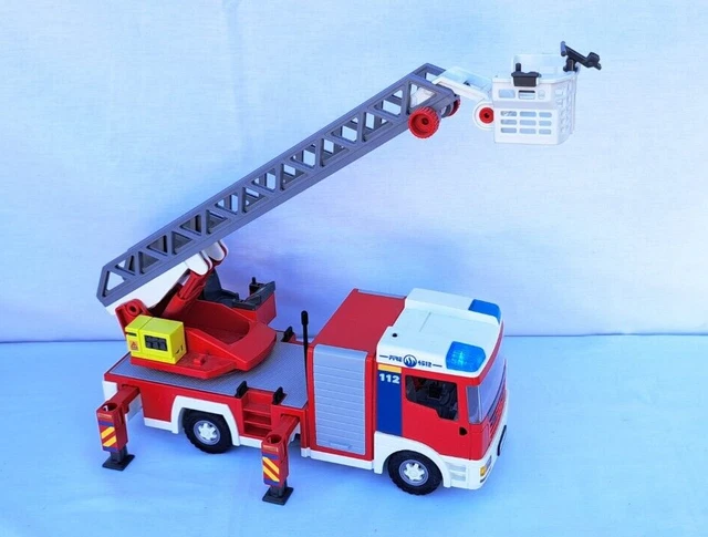 Playmobil 4820  Camion De Pompiers Grande Echelle Lumineux