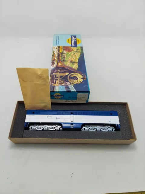 HO Scale Athearn 3370 VTG Nickel Plate Road ALCO PB1 Diesel Dummy NOS