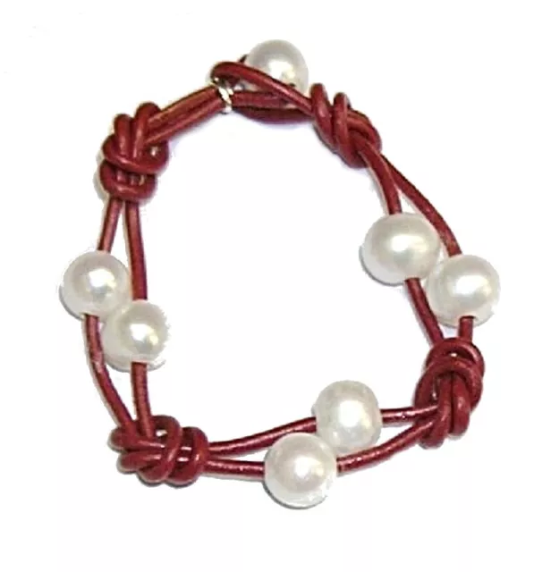 Bracelet Avec 7 Perles Cultivées 10 MM Et Cuir Rouge Modèle Xarxa Sac Tissu