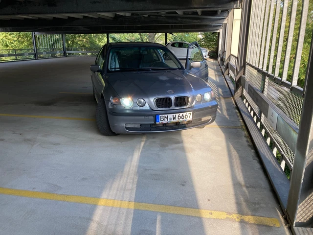 BMW 318td Compact BMW 318td Compact