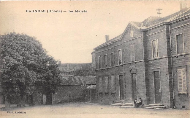 Carte Postale Ancienne - Village De Gourdon (06) - La Place - Années 1900