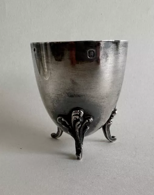 Ancien coquetier argent massif sterling silver Armand Gross minerve egg cup XIX°