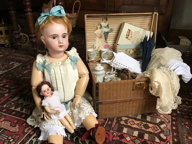 poupee jumeau et trousseau