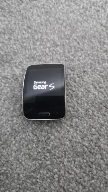 Samsung Galaxy Gear S SM-R750 Phone Smart Watch *not Booting Past Intro Screen*