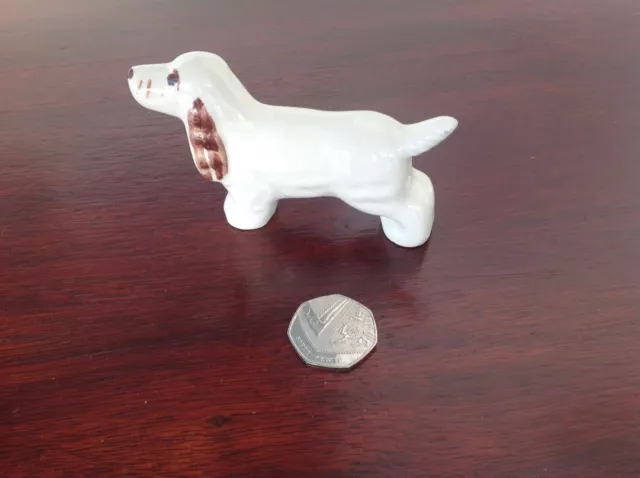 Cute Small Vintage Porcelain Ceramic Spaniel Dog Figurine Ornament. Hand Painted