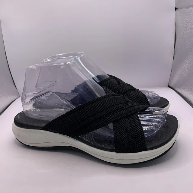 ClarksWomen's Cloudsteppers Mira Isle SandalsSz 7.5M Color Black