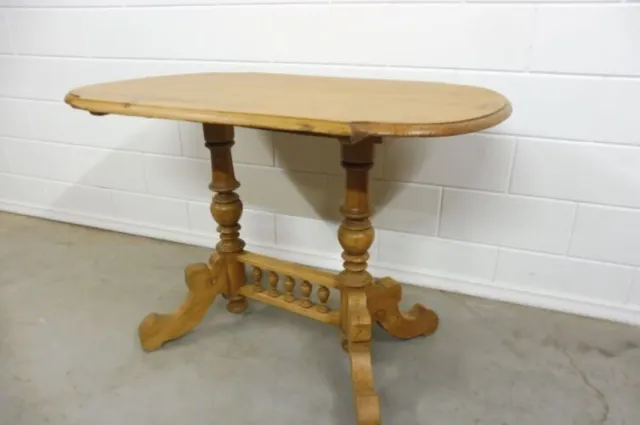 Antiker Tisch Esstisch Wohnzimmertisch Kommode aus Weichholz um 1900 2