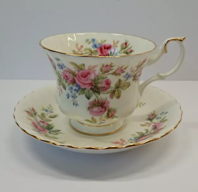 Royal Albert Bone China England Moss Rose Kaffeetasse mit Untertasse Tasse