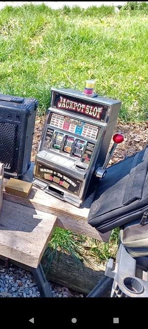 Jackpot slot machine