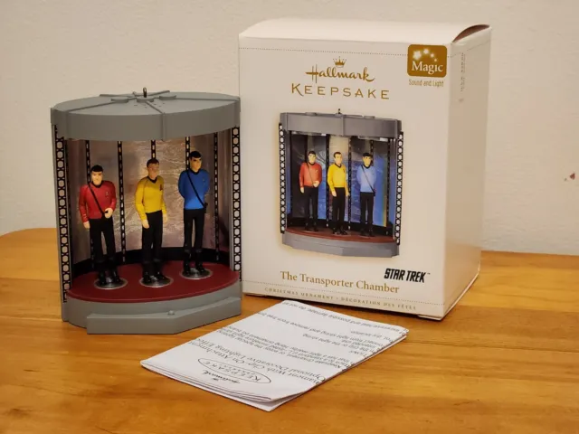 Hallmark Keepsake Star Trek The Transporter Chamber. DOES NOT WORK. Dated 2006.