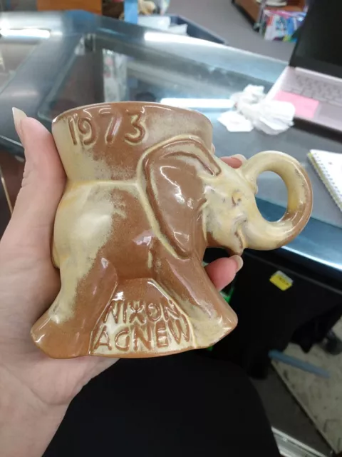 1973 Frankoma GOP Nixon Agnew brown & creme elephant coffee/tea mug