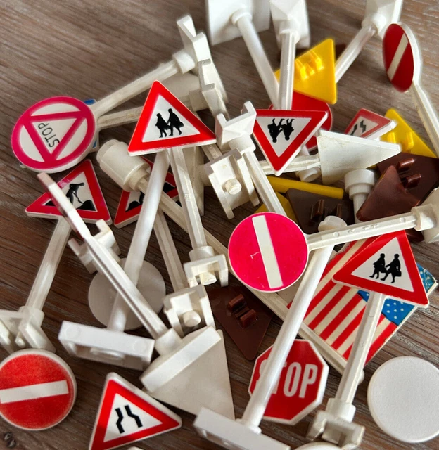 100-teiliges Mini-Verkehrsschilder Set - Lehrreiches Spielzeug Für Kleine Verkehrspolizisten