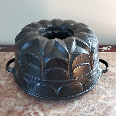 Rare Antique Cast Iron Bundt Cake Pan Ornate/ Detailed Sunflower Design Heavy