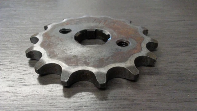 HONDA XR80 XR 80 crf80 crf  xr100 100 FRONT SPROCKET