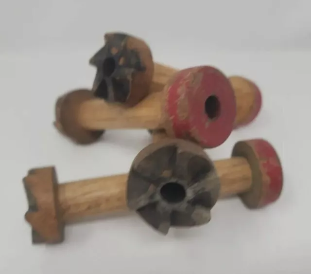 Vintage Wood Textile Spool Bobbins Set of 4 Bobbins Red Ends U36