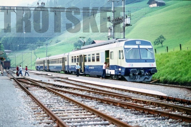 35mm Slide SWITZERLAND SEZ Simmertalbahn Electric Railcar 729 1982 Orig Swiss