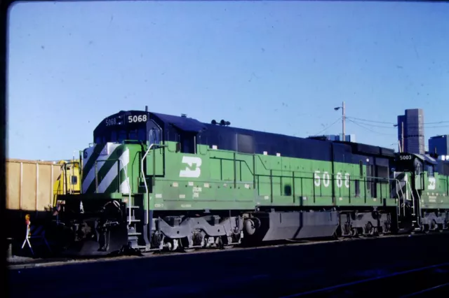 Kodachrome Original Slide Burlington Northern Diesel #5068 (1995) Item CC#2994