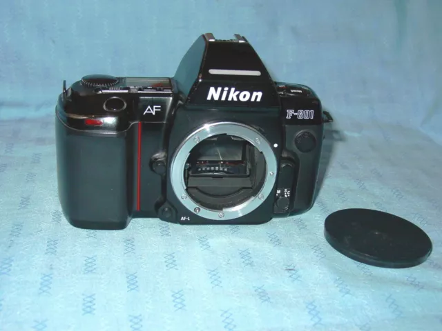 Nikon   F – 801 Analoge Klein Bild kamera