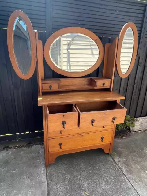 1920s Antique QLD Maple Dressing Table and Canopy Bed